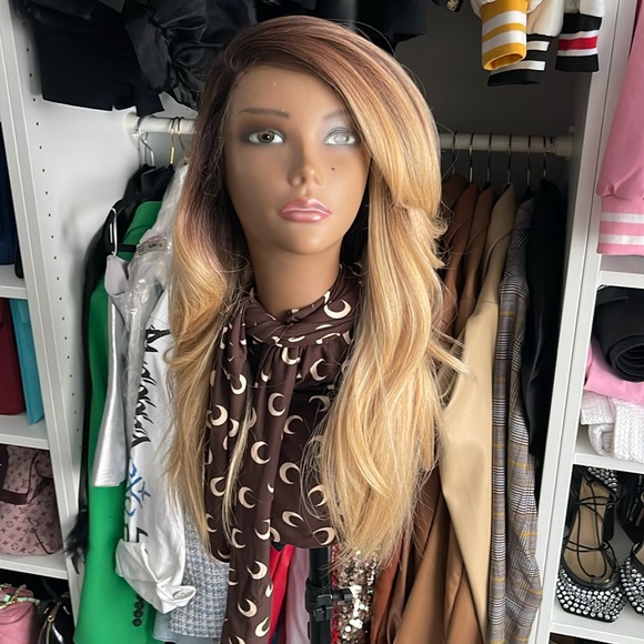 Blonde AMBITION Lace Front Wig - Picture 1 of 4